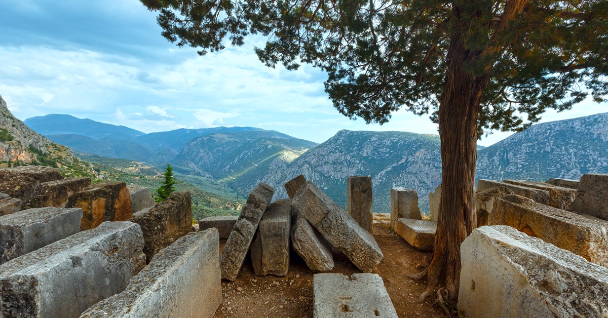 Building remains on top of a mountain